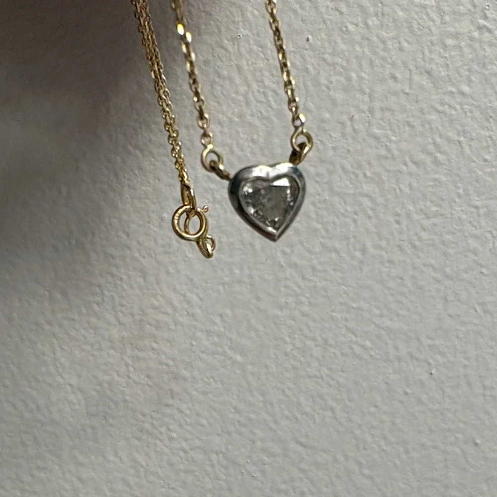 14k Gold Heart Pendant Necklace - Picture 3 of 4
